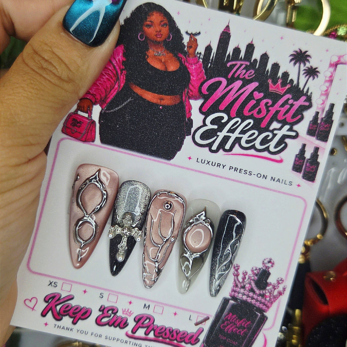 Chrome Behavior | Large Stiletto Silver Black Chrome Press-On Nails